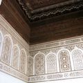 Marrakech - Plafond du palais Bahia : plâtre sculpté et bois de cèdre. - (IMG_0095.jpg)