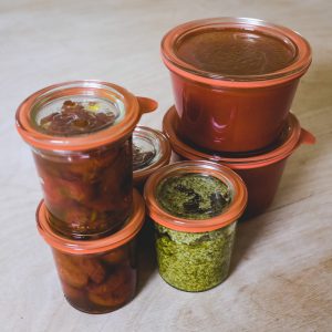 Bocaux pesto, tomates séchées, sauce tomate