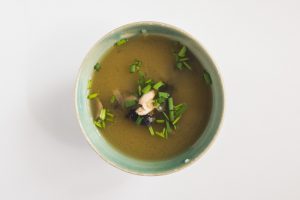 Soupe au miso blanc