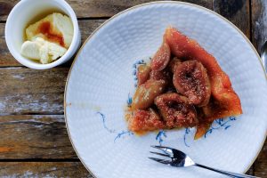 Tarte tatin aux figues et glace vanille