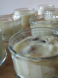 Gâteaux de semoule parfumés aux fruits