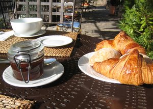 Petit déjeuner au soleil