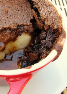 Moelleux poire-chocolat, coeur fondant au caramel