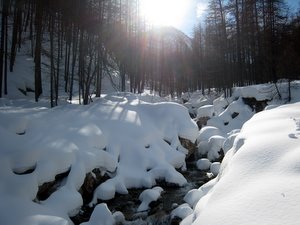 Serre-Chevalier - Torrent enneigé sur Tabuc