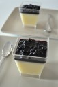 Panna cotta chocolat blanc et myrtilles