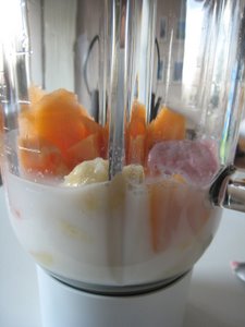 Smoothie banane melon avant mixage