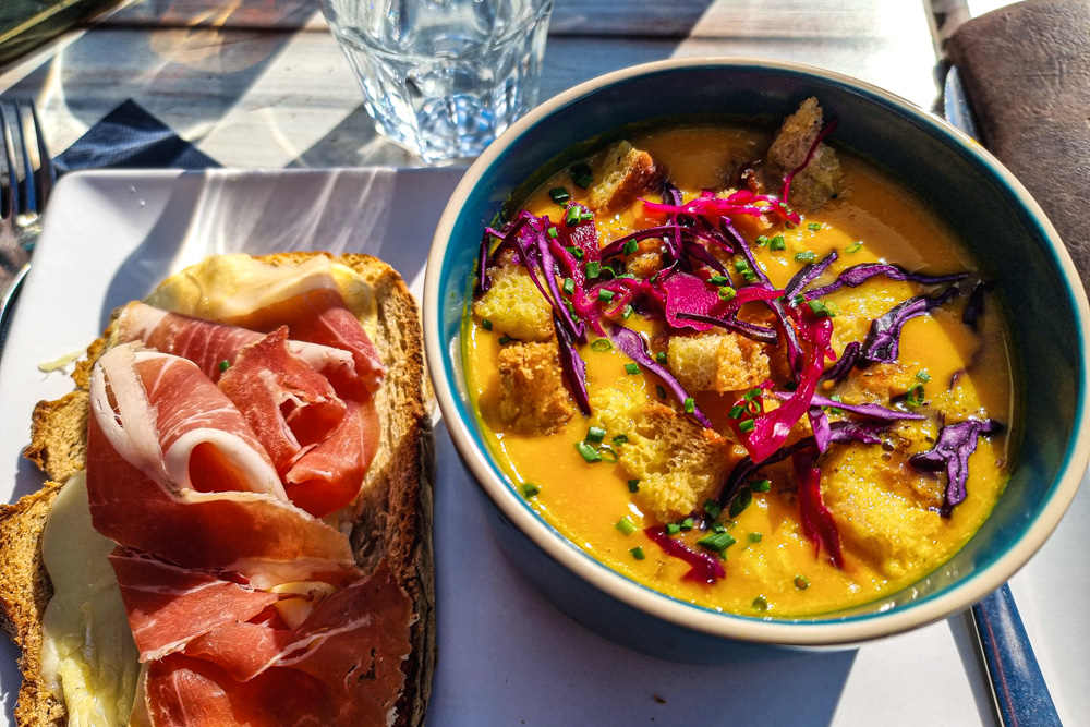 Soupe et tartine Soupe et tartine