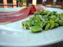 Salade de fèves au parmesan