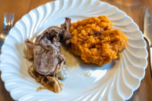 Epaule d'agneau, purée de patate douce