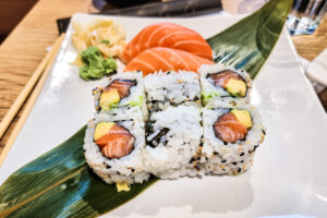 Rolls et sushi